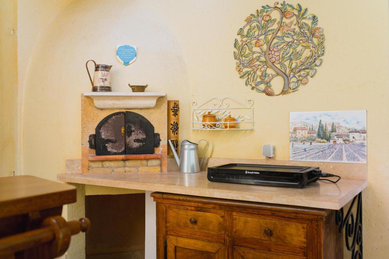 Ferienwohnung Mas Des Sentes Petit T1 Nans-les-Pins Exterior foto